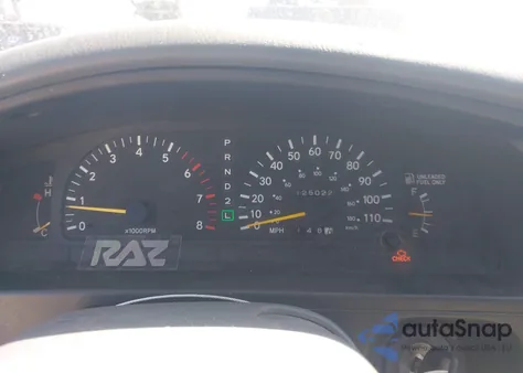 1996 Toyota Tacoma Xtracab z USA, uszkodzony, nr VIN 4TAVL52N4TZ090218